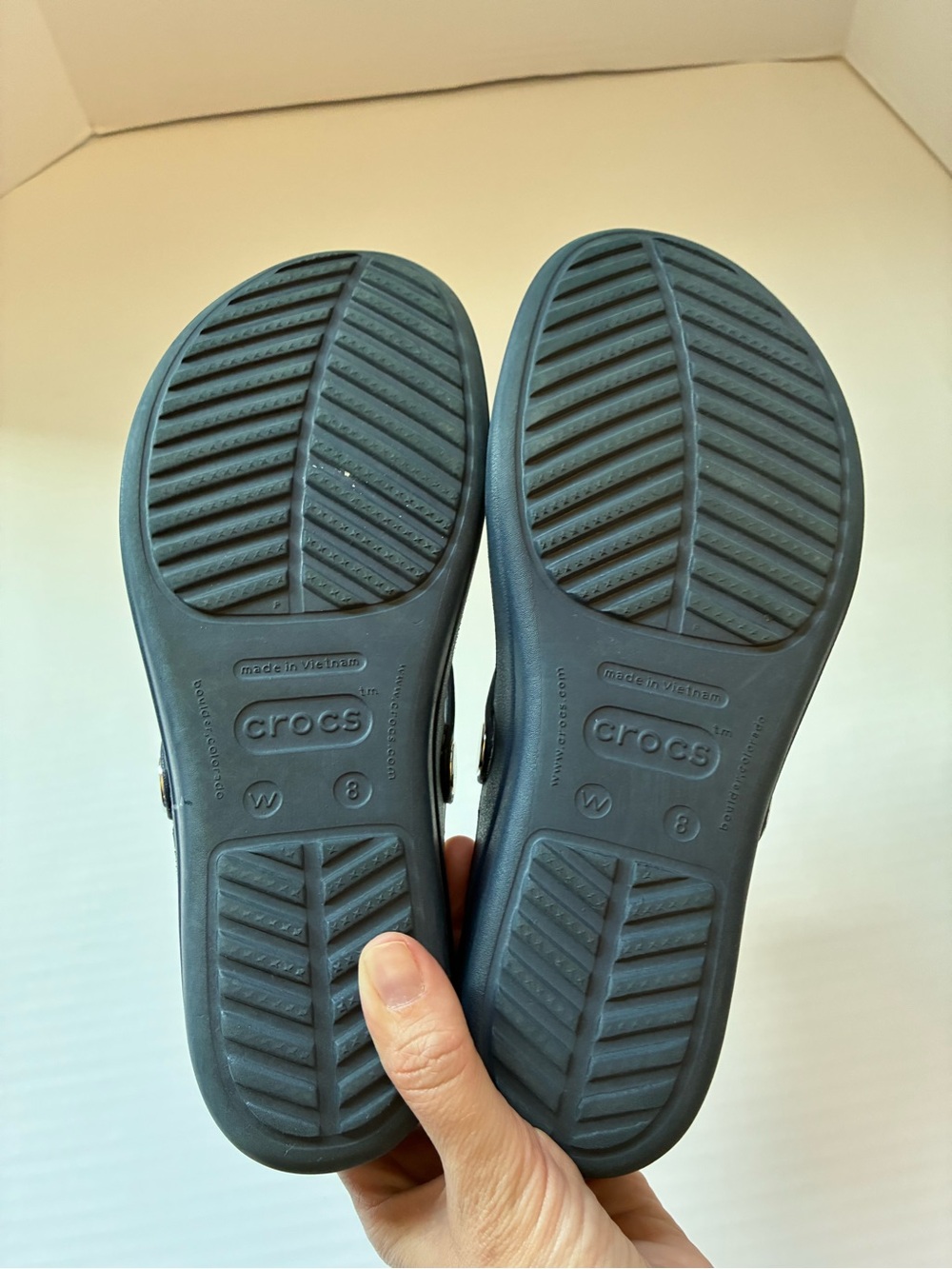 Women’s CROCS Sandals 8 - Picture 8 of 10